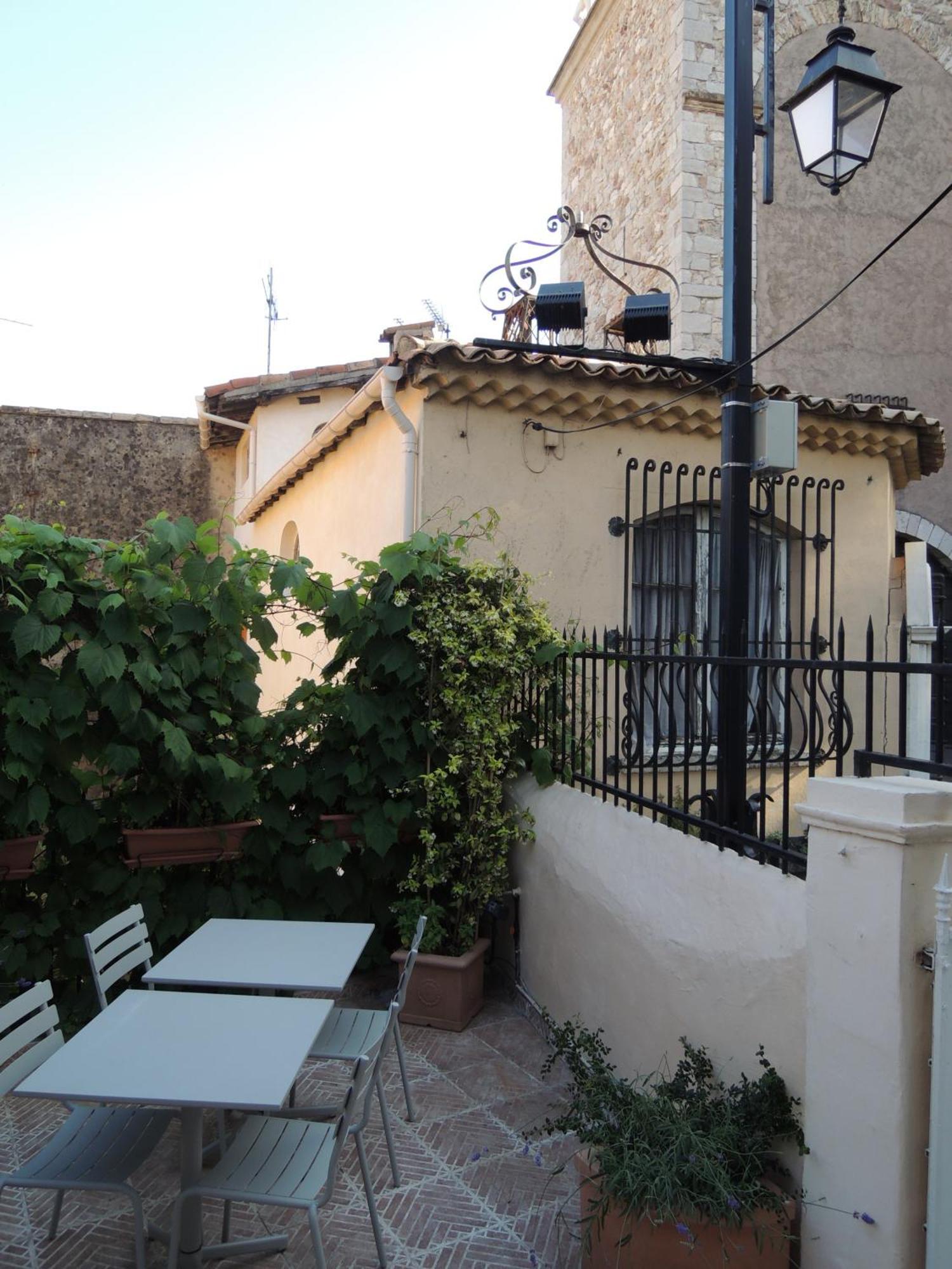 Acci Cannes Old City الغرفة الصورة